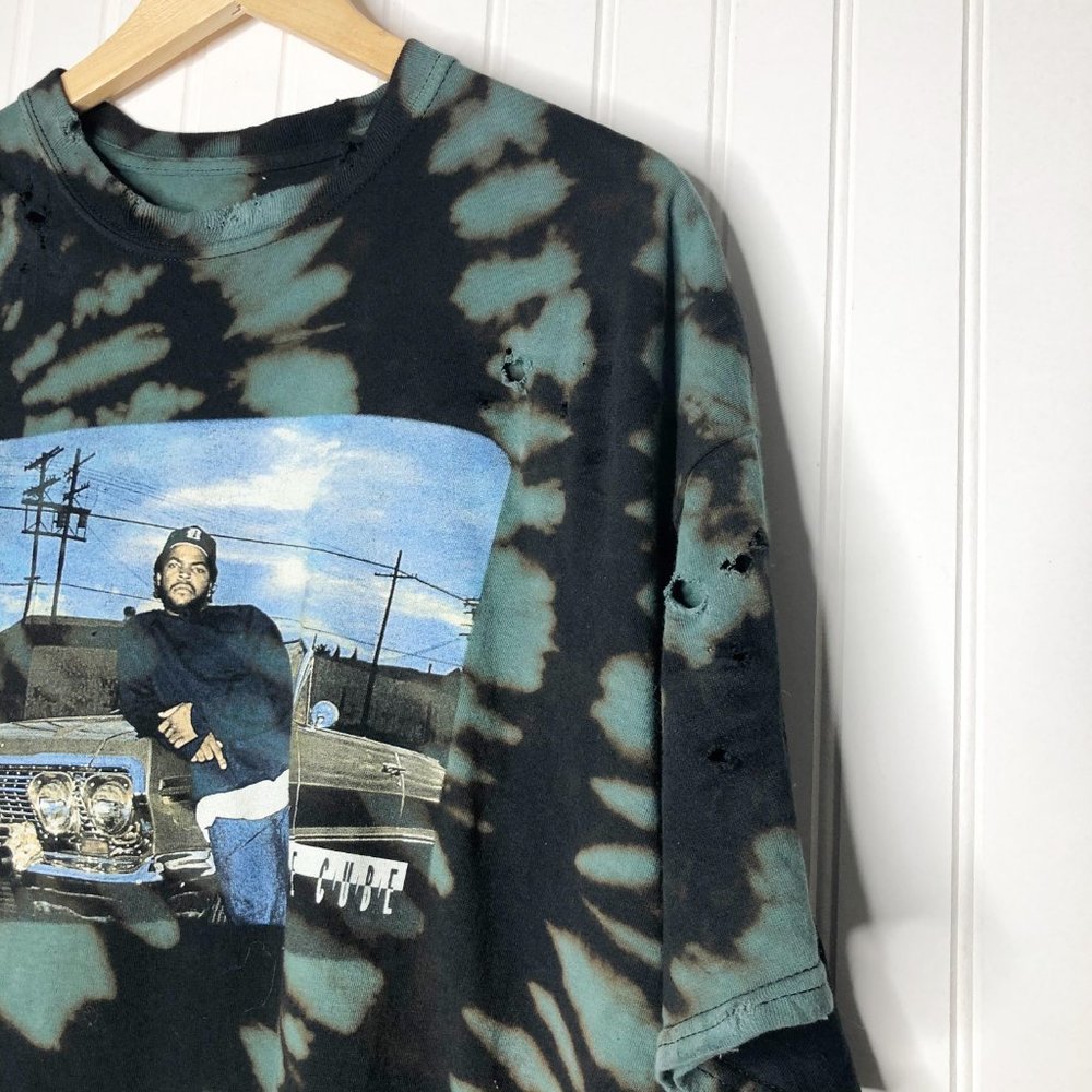 RE/DESIGNED | Ice Cube Summer Vacation Tee - Picture 3 of 5